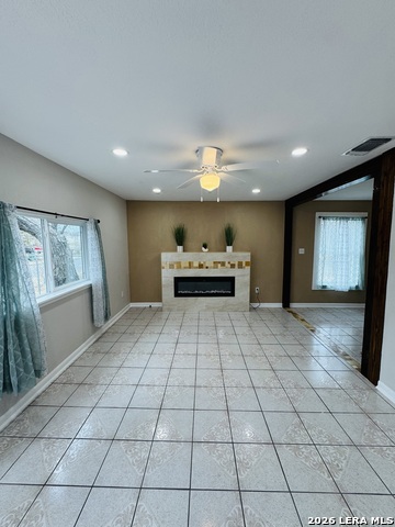 Image 5 of 46 For 634 San Joaquin N