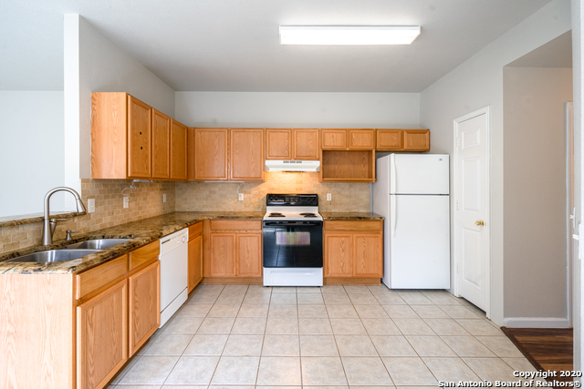 Image 7 of 19 For 7907 Mg Rd  