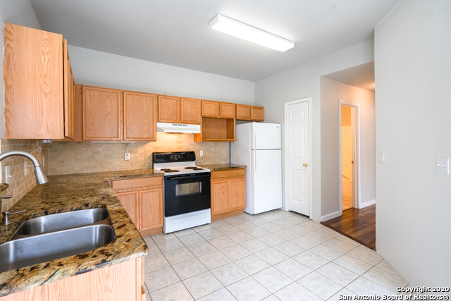 Image 8 of 19 For 7907 Mg Rd  