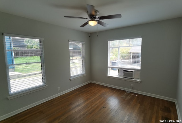 Image 10 of 30 For 340 Natalen  