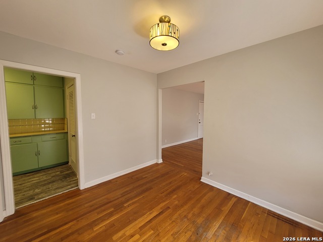 Image 21 of 30 For 340 Natalen  