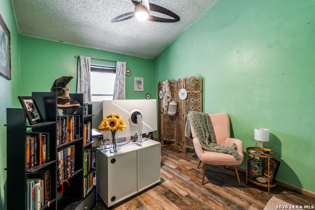 Image 13 of 18 For 3045 Rimrock