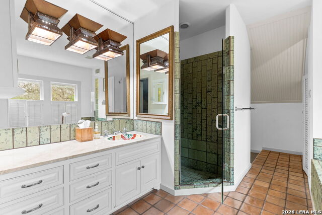 Image 31 of 47 For 123 Armour Pl