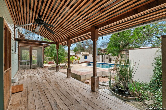 Image 34 of 47 For 123 Armour Pl