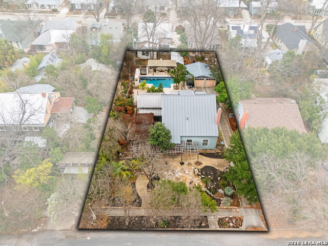 Image 41 of 47 For 123 Armour Pl