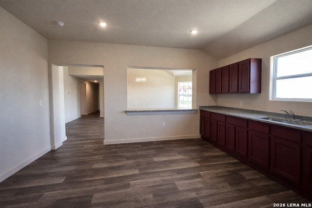 Image 11 of 28 For 618 Cr 124  