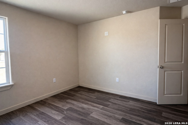 Image 22 of 28 For 618 Cr 124  