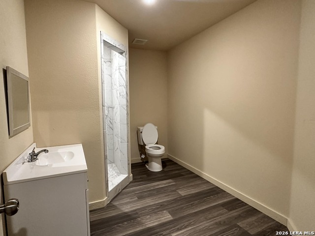 Image 25 of 28 For 618 Cr 124  