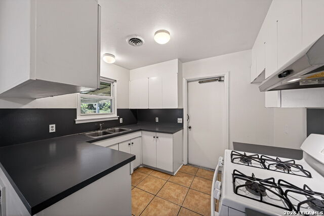 Image 11 of 29 For 1714 Corita St