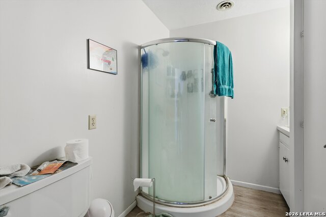 Image 12 of 18 For 554 Orbit  