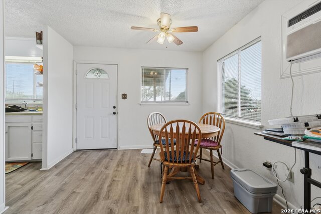 Image 9 of 18 For 554 Orbit  