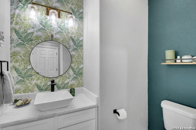 Listing photo id 16 for 2703 Bluff Crossing