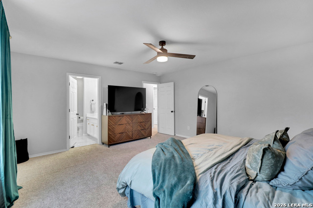 Listing photo id 17 for 2703 Bluff Crossing