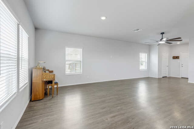 Image 6 of 43 For 2532 Marty Way