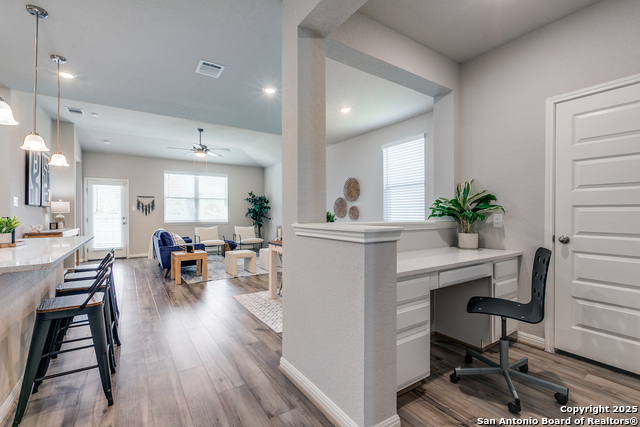 Image 4 of 28 For 12938 Lilly Pass