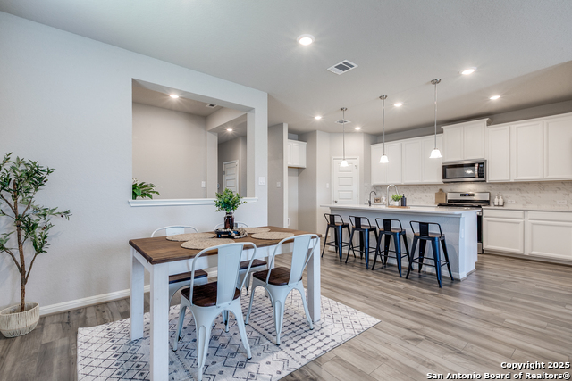 Image 5 of 28 For 12938 Lilly Pass