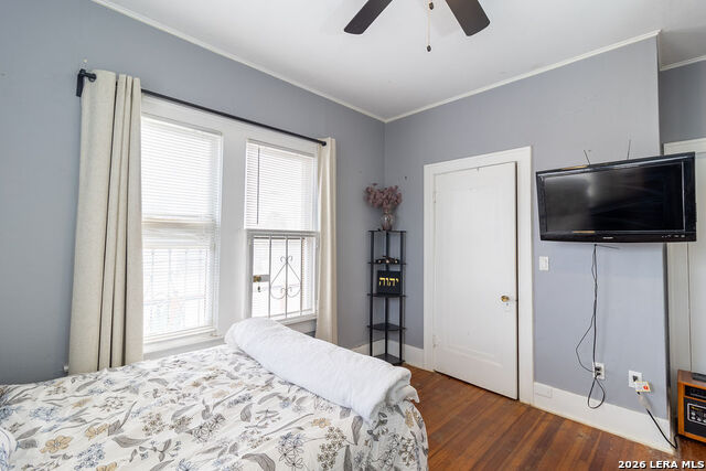 Image 11 of 33 For 703 Highland E