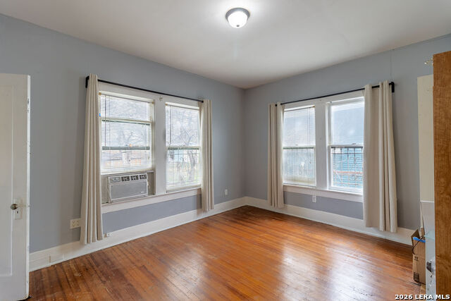 Image 19 of 33 For 703 Highland E