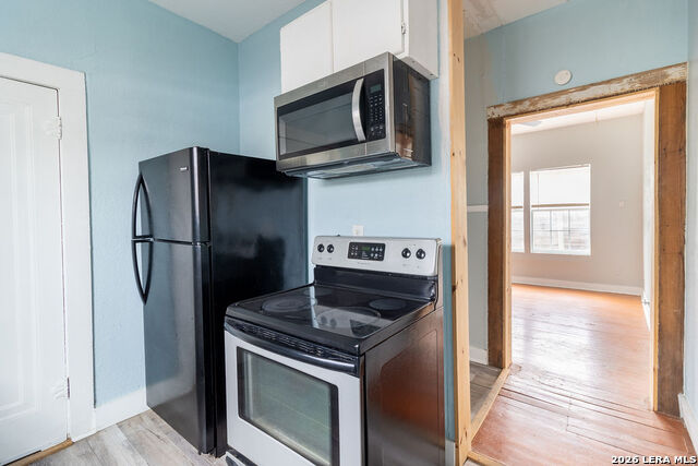 Image 22 of 33 For 703 Highland E