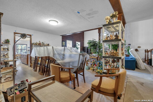 Image 17 of 44 For 3919 Midvale