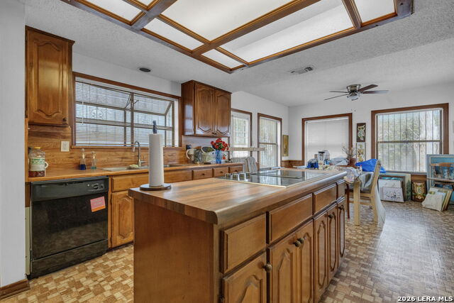 Image 21 of 44 For 3919 Midvale