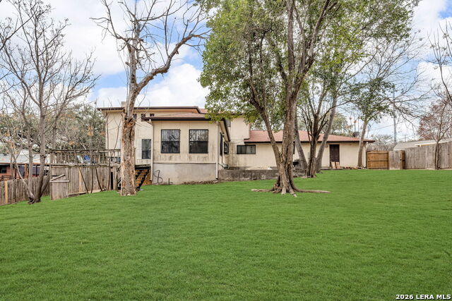 Image 43 of 44 For 3919 Midvale