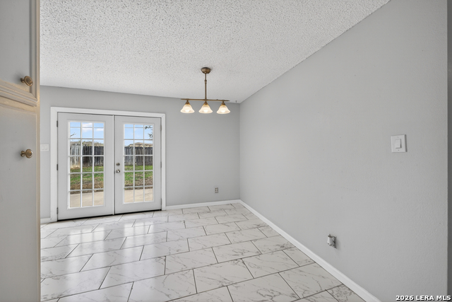 Listing photo id 14 for 300 Roanoke  