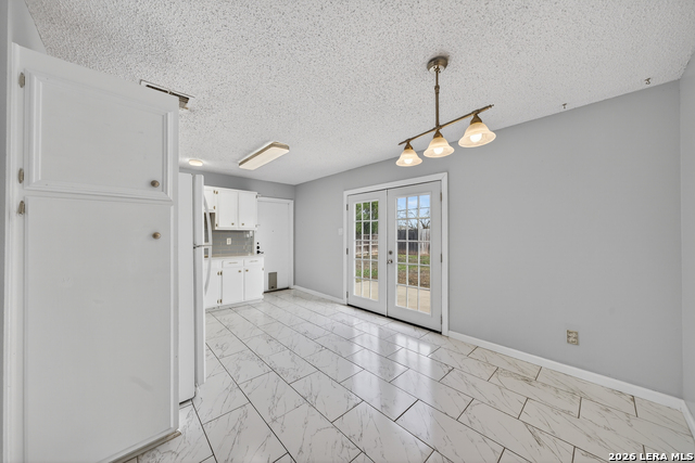 Listing photo id 15 for 300 Roanoke  