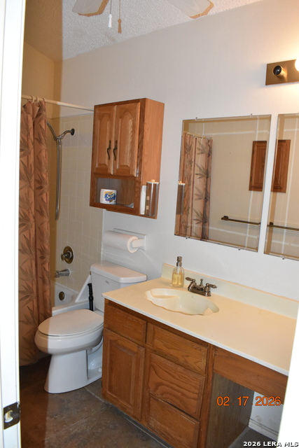 Image 14 of 25 For 7026 Hickory Ridge