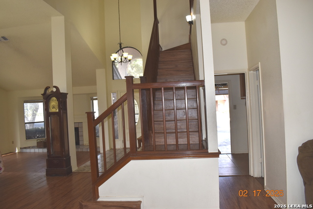 Image 21 of 25 For 7026 Hickory Ridge