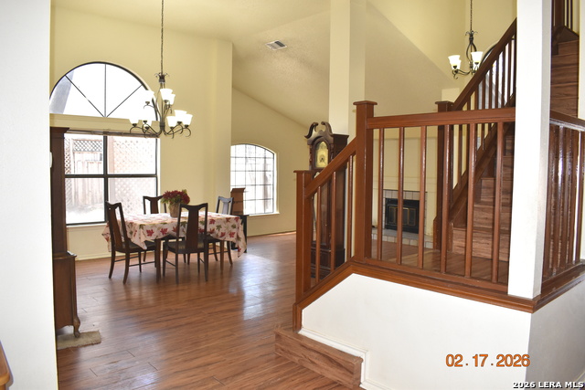 Image 6 of 25 For 7026 Hickory Ridge