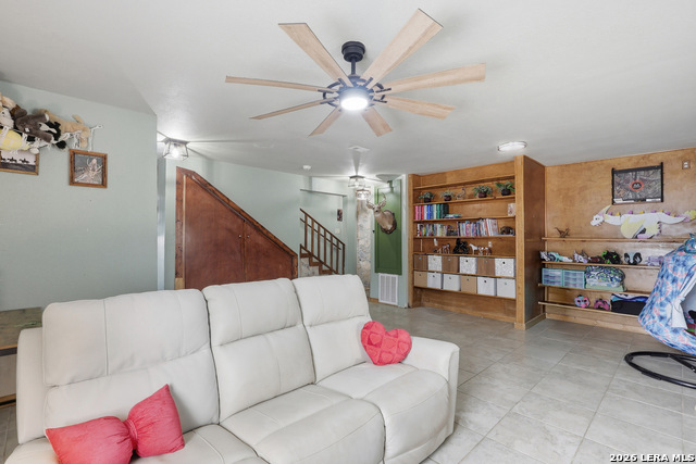 Image 11 of 25 For 31910 Blanco