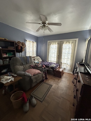 Image 9 of 14 For 2518 Ww White