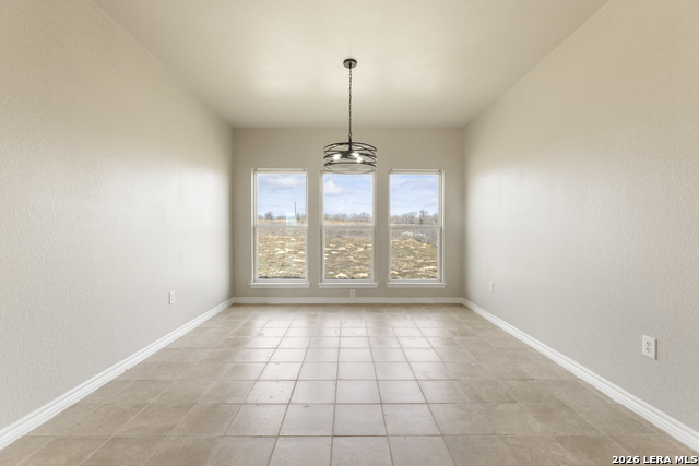 Image 11 of 37 For 200 Lakeview Cir