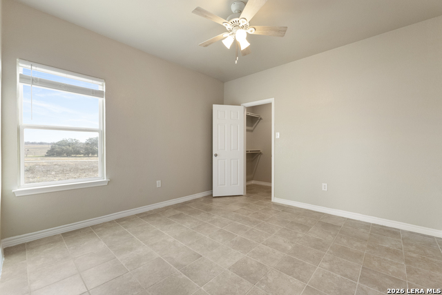 Image 22 of 37 For 200 Lakeview Cir