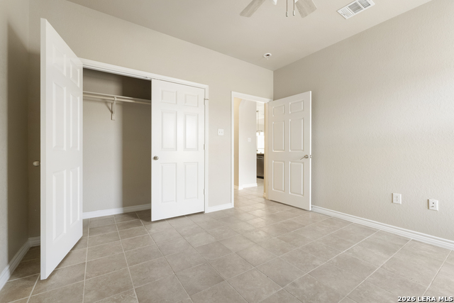 Image 24 of 37 For 200 Lakeview Cir