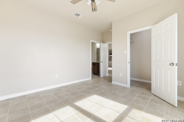 Image 26 of 37 For 200 Lakeview Cir