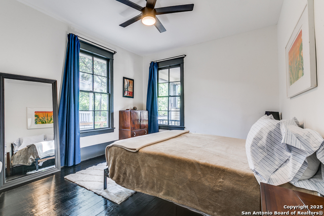 Image 21 of 29 For 137 Panama Ave