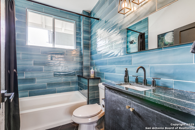 Image 24 of 29 For 137 Panama Ave