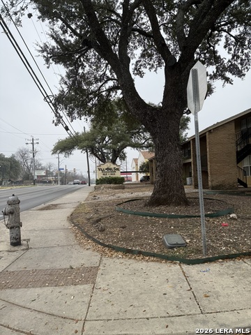 Details for 923 Vance Jackson  1301, San Antonio, TX 78201