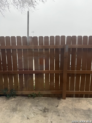 Image 12 of 22 For 923 Vance Jackson  1301