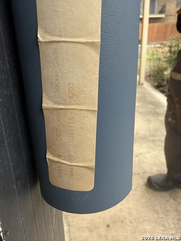 Image 16 of 22 For 923 Vance Jackson  1301