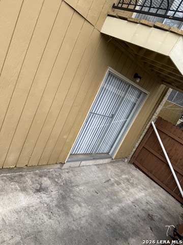 Image 18 of 22 For 923 Vance Jackson  1301