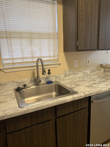 Image 6 of 22 For 923 Vance Jackson  1301