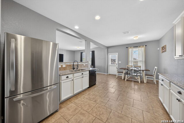 Image 13 of 35 For 10711 Noble  