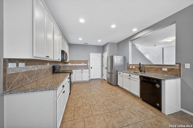 Image 14 of 35 For 10711 Noble  