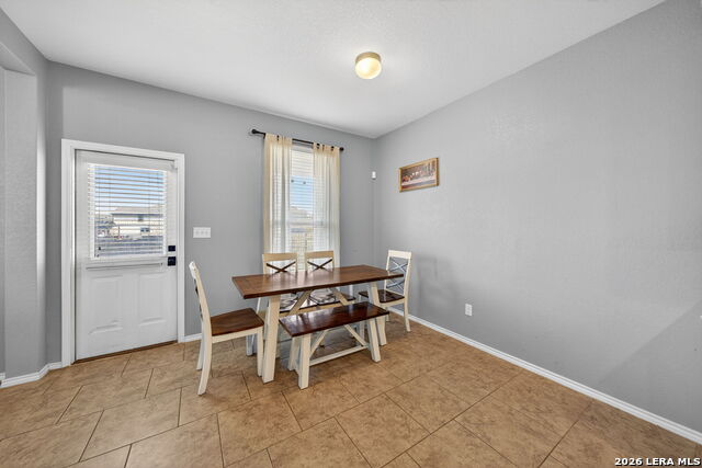 Image 16 of 35 For 10711 Noble  