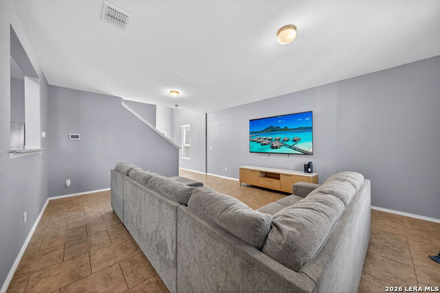 Image 9 of 35 For 10711 Noble  