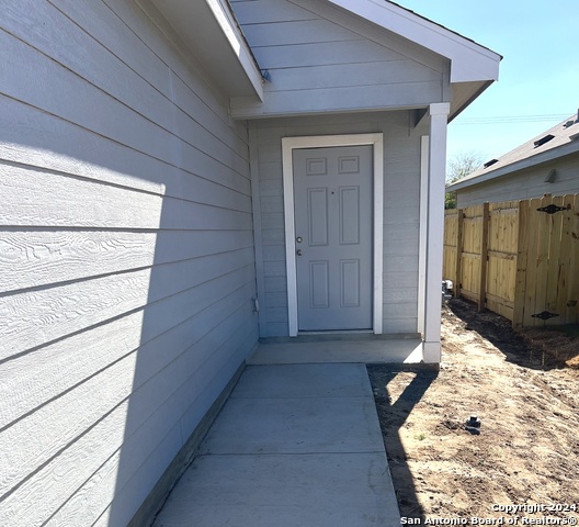 Image 4 of 15 For 6922 Biotite Ridge