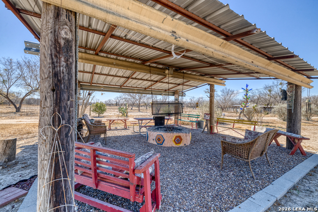 Listing photo id 11 for 1140 Curtis Bourn E